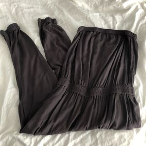 Aritzia jumpsuit size xxs